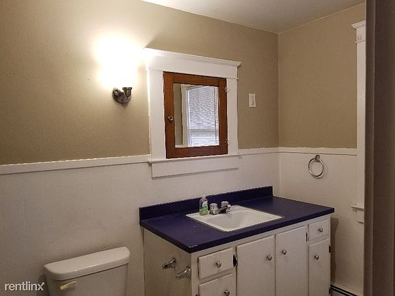 3rd image of 203 Squires Ave #2