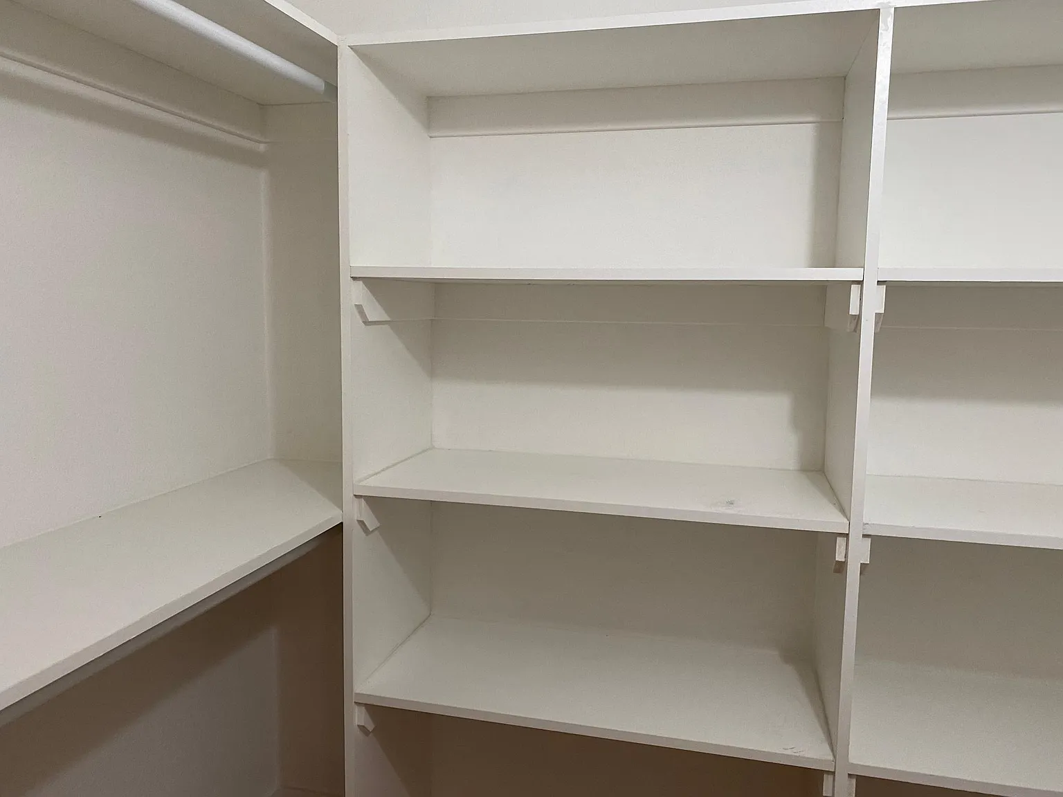 4685 Albany Cir — Photo 1
