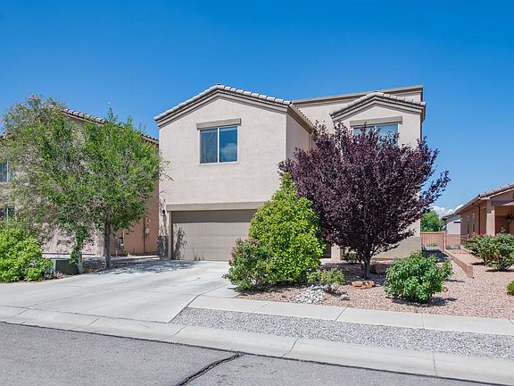 2nd image of 2031 Pleasanton Dr SE