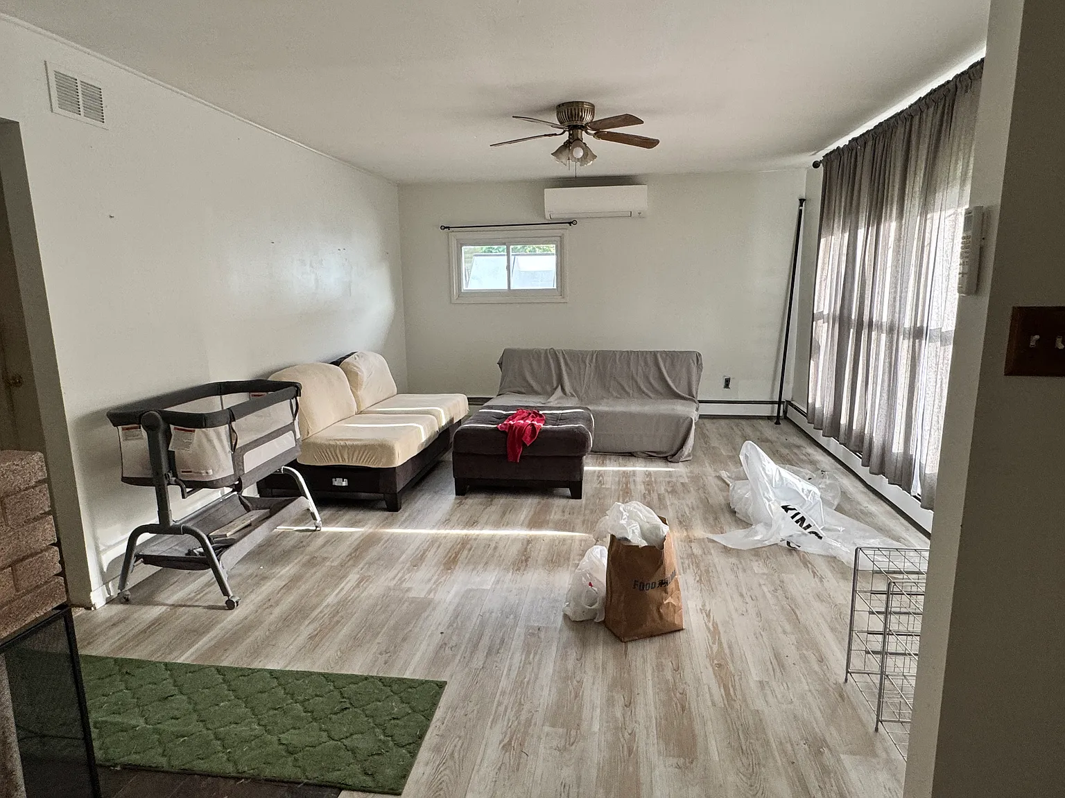 3 bed, 1400 sqft, $2,500 — Photo 3