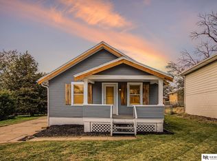 3706 N 70th Ave, Omaha, NE 68104