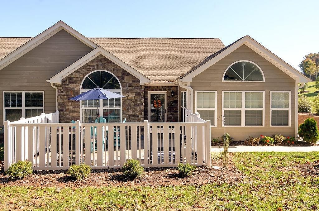 1395 Jefferson Way, Forest, VA 24551 Zillow