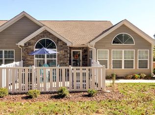 1395 Jefferson Way, Forest, VA 24551