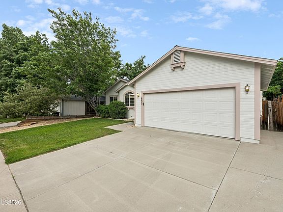 3rd image of 835 Valley Crest Dr