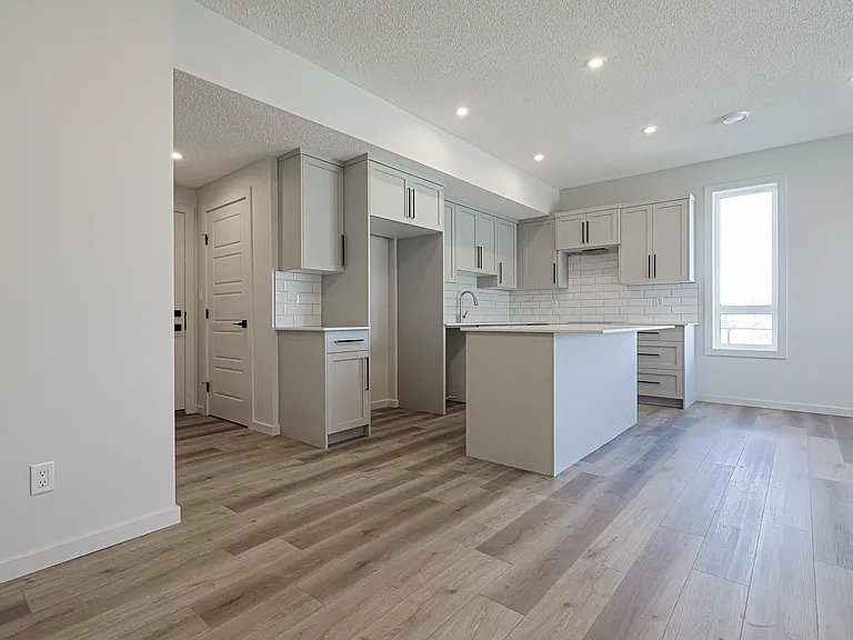 114 Greenfield Way — Photo 8