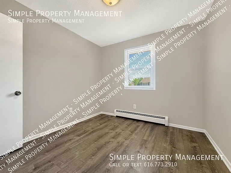 650 East St #10 — Photo 6