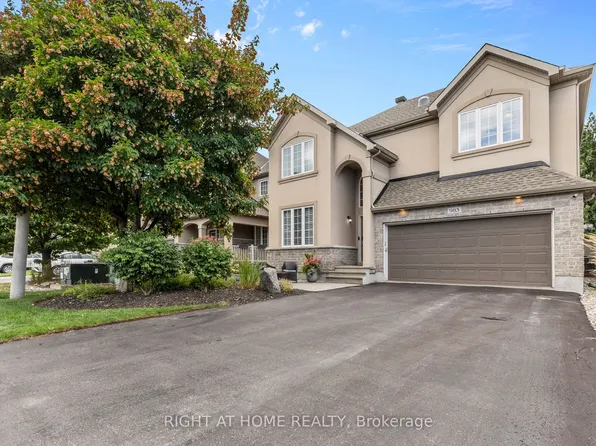 983 Fieldfair Way, Ottawa, ON K4A 0E4