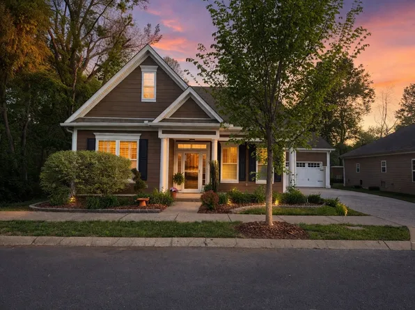 2362 Concord Mill Dr, Smyrna, TN 37167