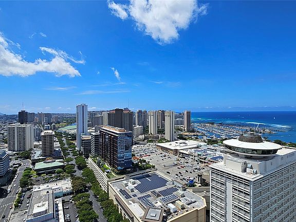 4th image of 1390 Kapiolani Blvd #3605