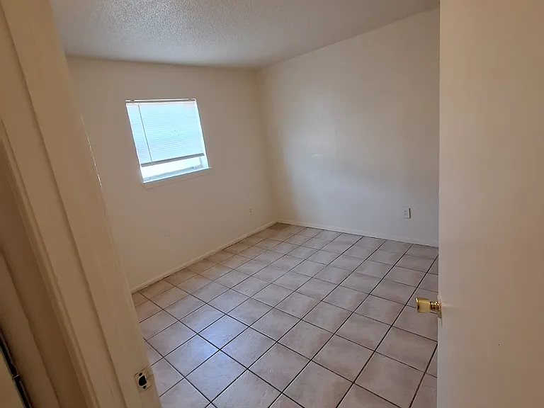 152 Rosalie Dr — Photo 11