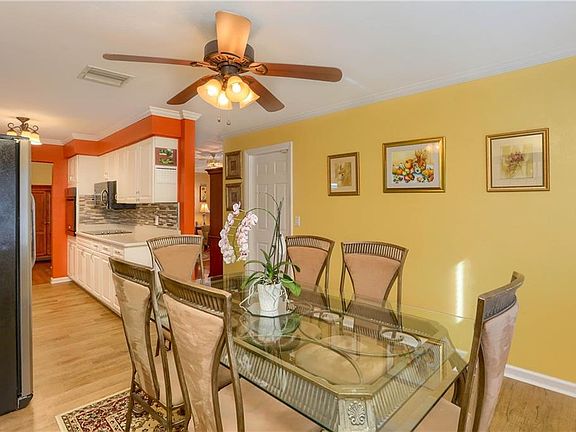 3rd image of 714 Gershwin Dr