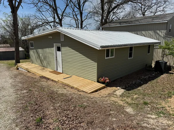22032 County Road 288, Pittsburg, MO 65724