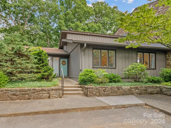 101 Crowfields Dr #2, Asheville, NC 28803