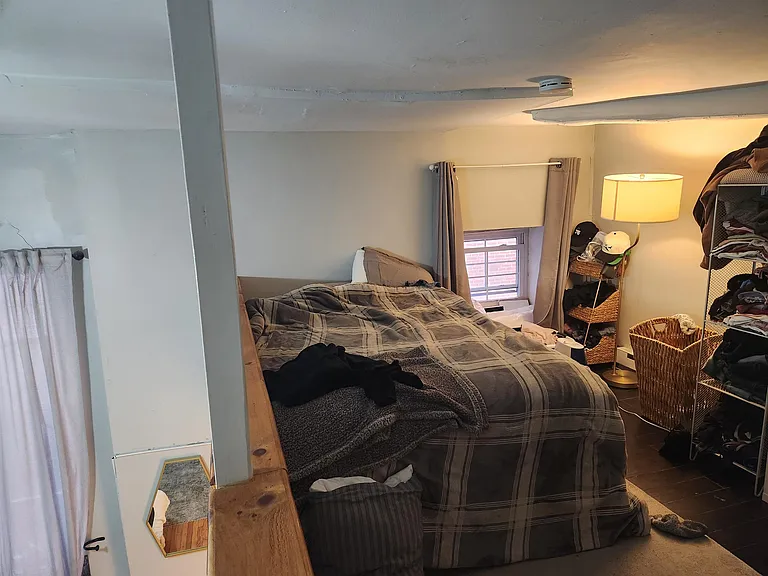927 Pine St #102 — Photo 3