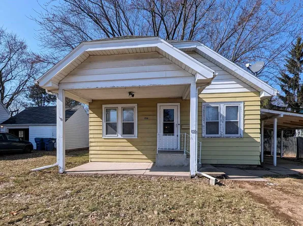 256 S Main St, Clintonville, WI 54929