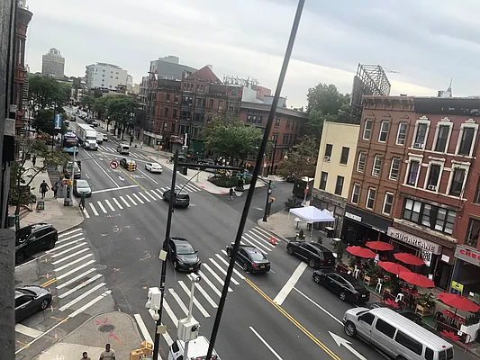 Rented by Brooklyn Vertical Inc. | media 16