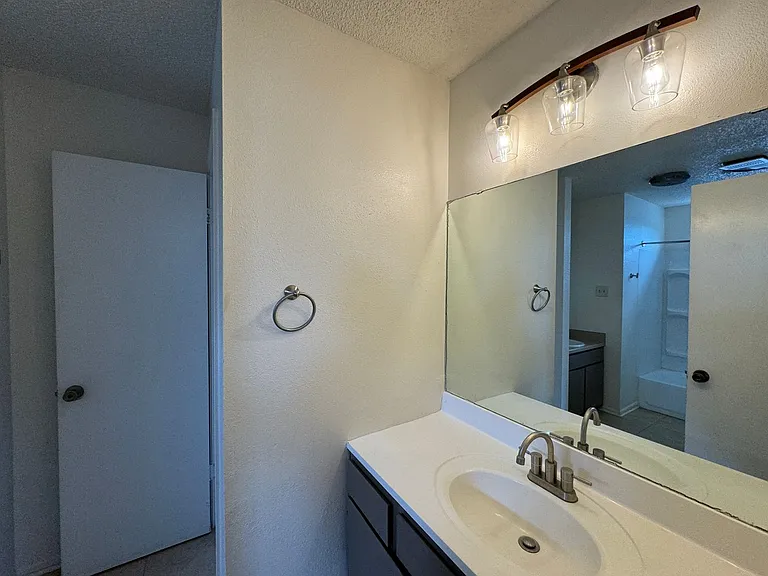 2515 Bermuda Dr — Photo 22