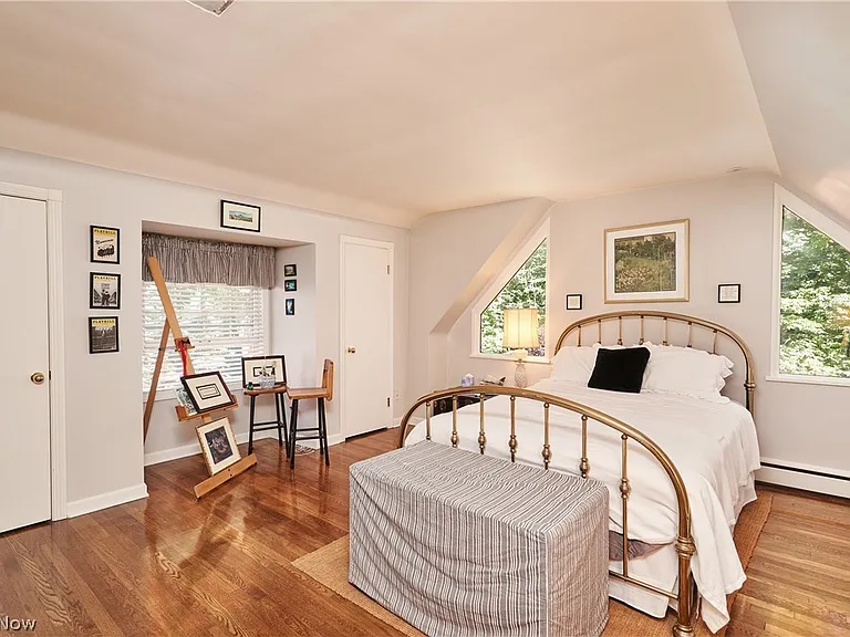 6933 Gates Rd — Photo 12