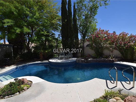 5th image of 2920 Broken Willow Cir