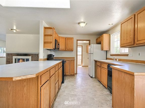 5th image of 10620 11th Avenue Ct S