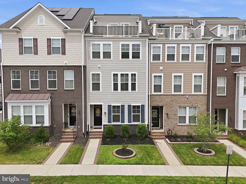 1st image of 1506 Sandpiper Bay Loop