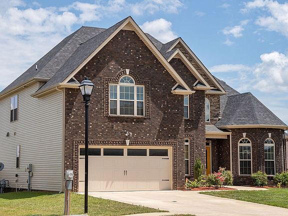 5th image of 1205 Gardenia Ln