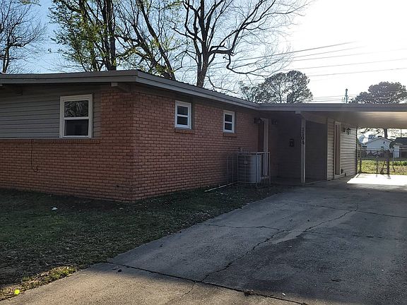 2nd image of 1104 Bloomfield Dr