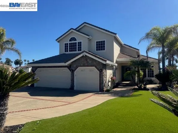 1001 Saint Andrews Dr, Discovery Bay, CA 94505
