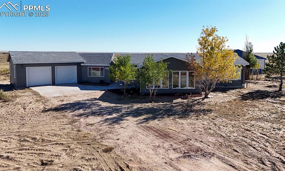 1st image of 15225 Cactus Hills Ln