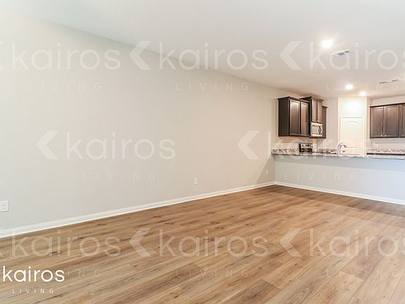 3rd image of 335 Liberty Meadows Dr