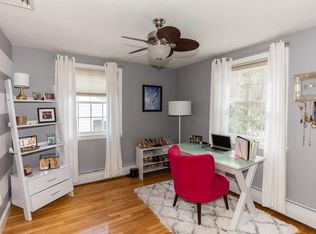 17 Emerald St, Quincy, MA 02169