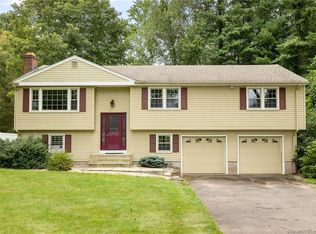 43 Lipman Dr, South Windsor, CT 06074