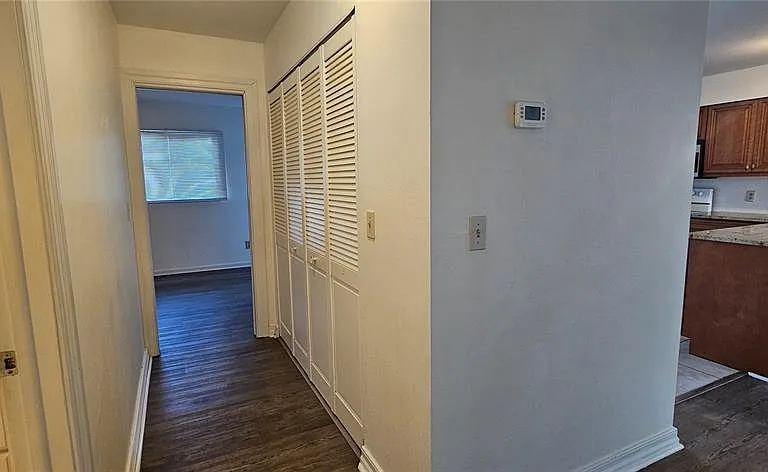 4904 Vincennes Ct #209 — Photo 9