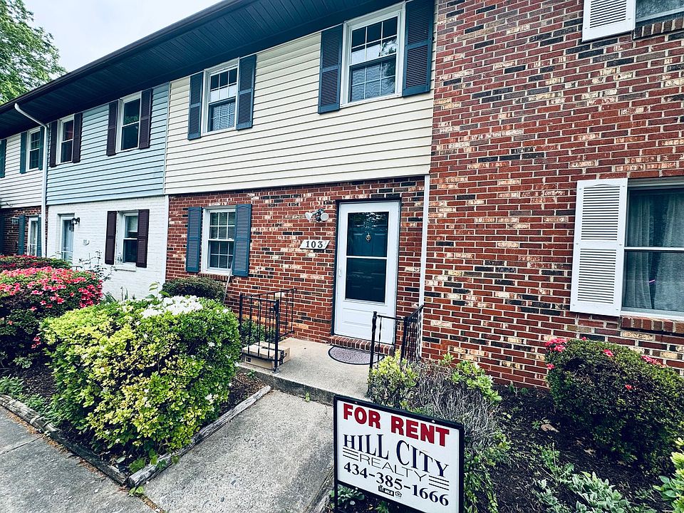 1st image of 103 Belle Terre Dr