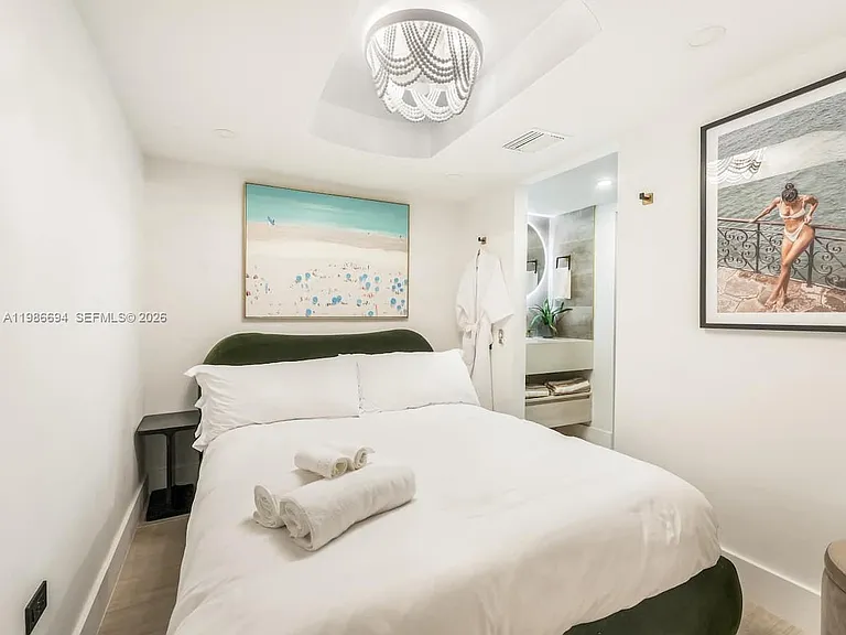 100 Collins Ave #202 — Photo 11