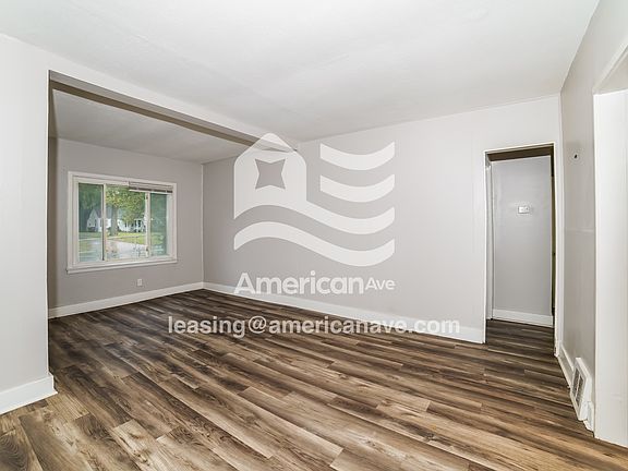4-Living Room