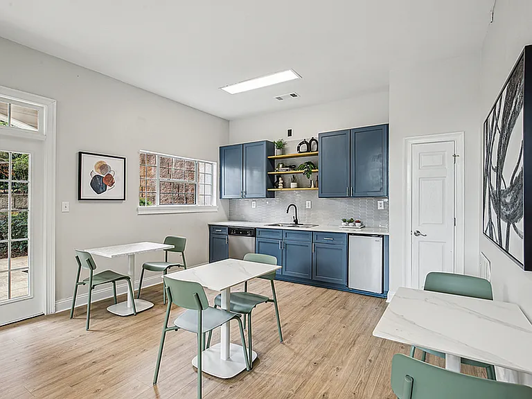 Halston Shiloh Valley Apartments — Photo 22