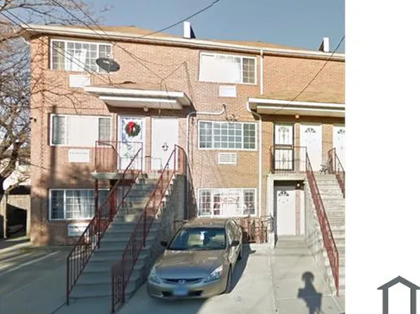 286 Watjean Ct, Far Rockaway, NY 11691