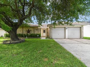 1134 Maple Creek Dr, La Porte, TX 77571