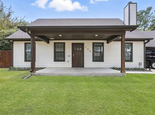 108 N 2nd St, Godley, TX 76044