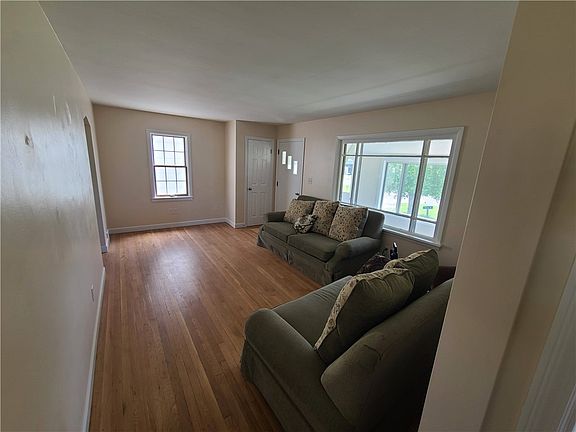 5th image of 819 Allegheny Ave