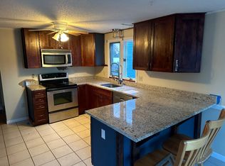 25 Pond St #25, Marblehead, MA 01945