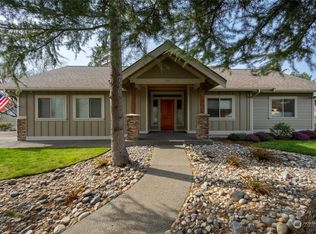 457 12th St, Blaine, WA