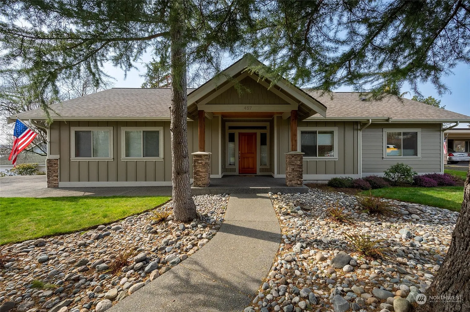 457 12th Street photo 1