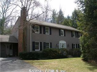 42 Highwood Rd, Farmington, CT 06032