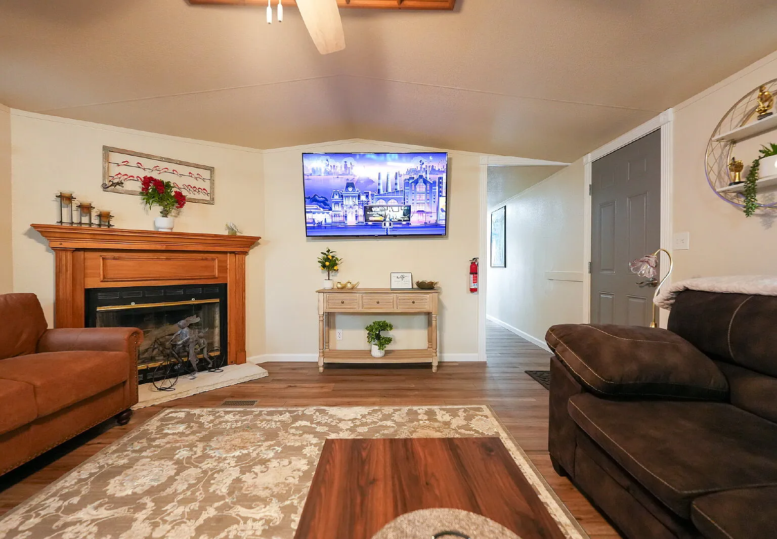 2 bed, 2.0 bath, $2,300 — Photo 1
