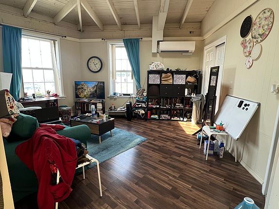 2nd image of 30 Chandler Sq APT 13