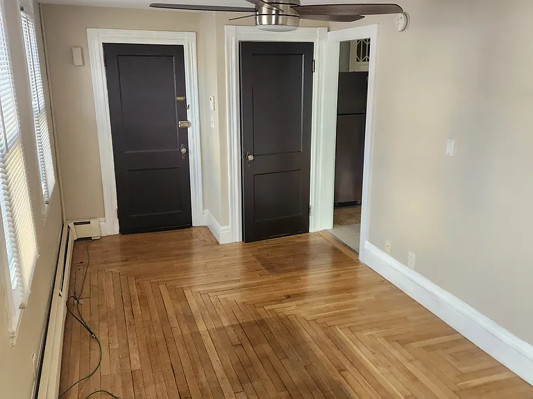 345 Main St #3 — Photo 4