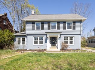 3071 Warrington Rd, Shaker Heights, OH