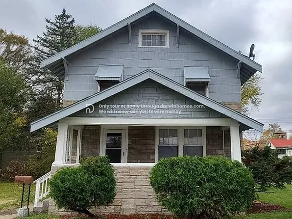 925 Lawndale Ave, South Bend, IN 46628